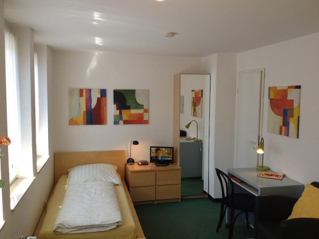 Apartmenthaus Somborn Bochum Habitación foto